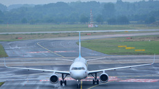 Airbus A320-214_3.jpg